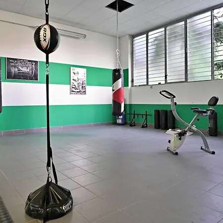 Studio Near Politecnico, Milan 아파트