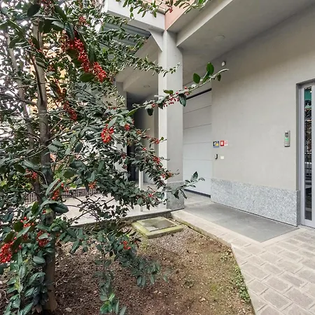 Studio Near Politecnico, Milan 아파트 *